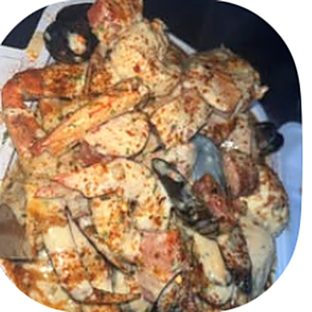 Snowcrab, Shrimp n Mussels in Creamy and Cajun from Traffik Delight Crab Shack